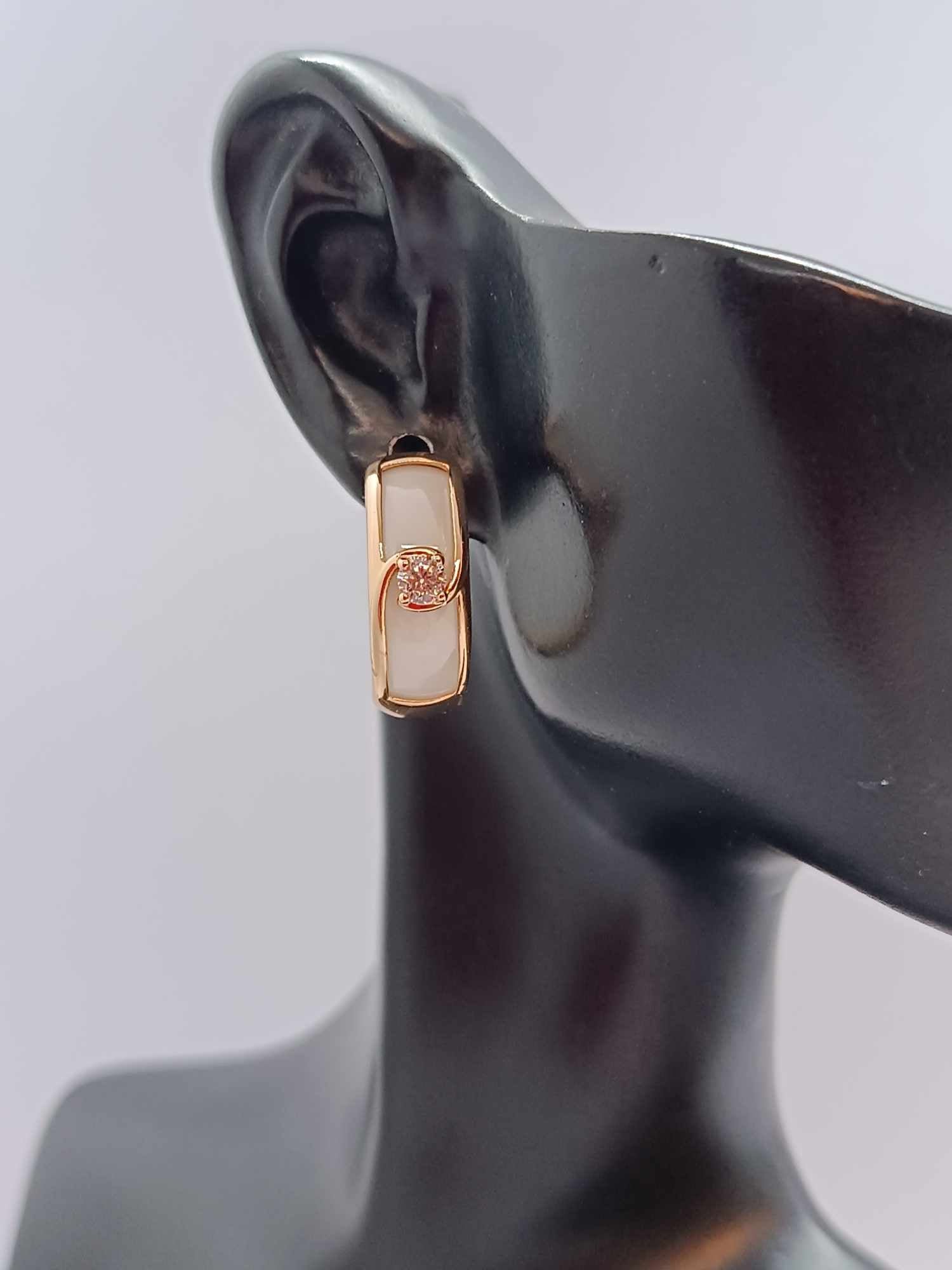 387526897_1408590400001414_1840653767773595052_n